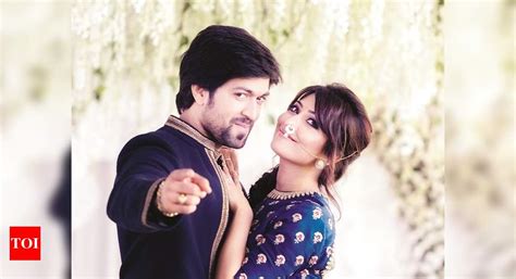 radhika pandit relationships|Radhika Pandit and Yash: Radhika Pandit Opens Up。